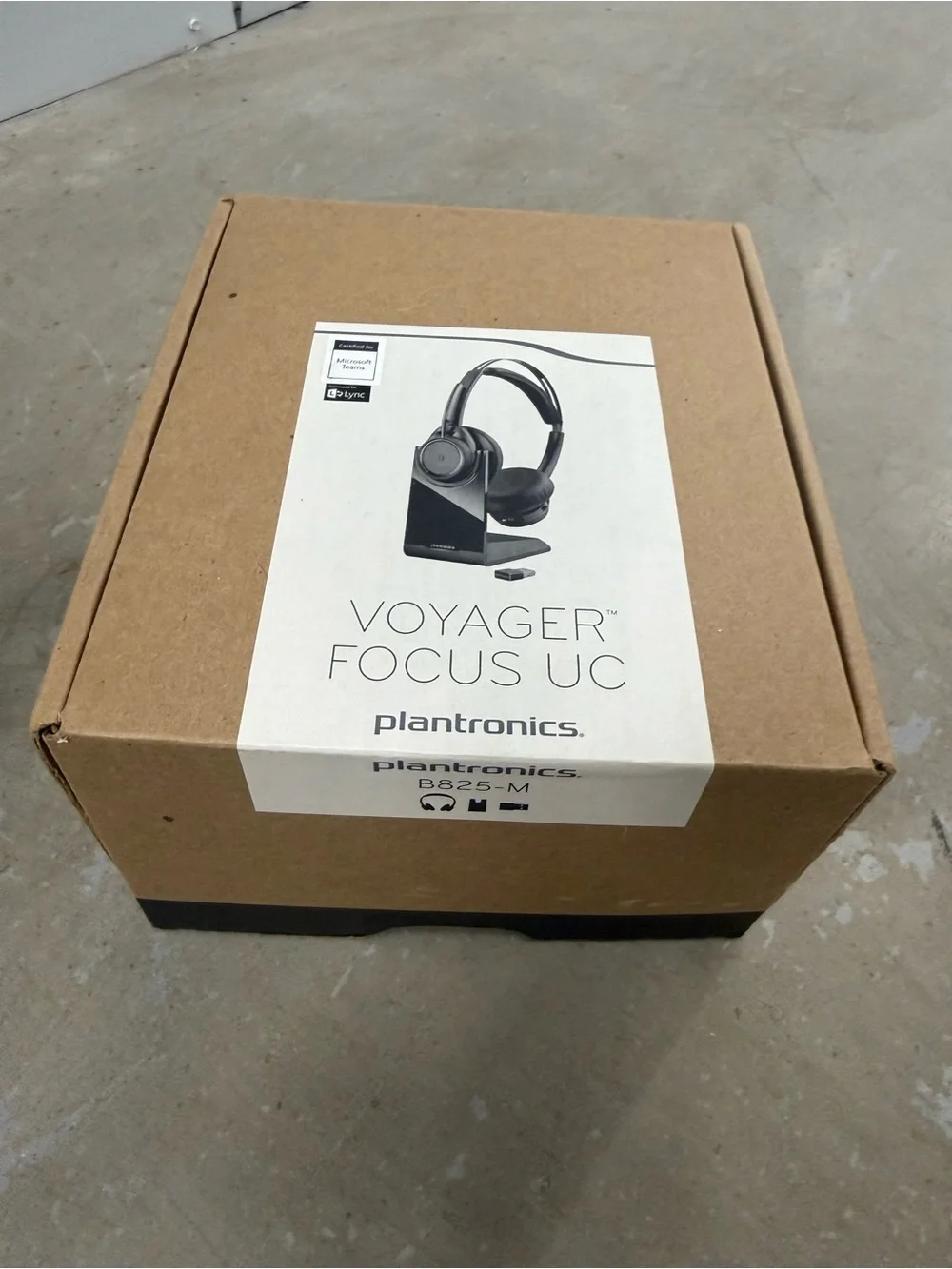 NWT! Plantronics Voyager Focus UC Headset - Black & Brown Box